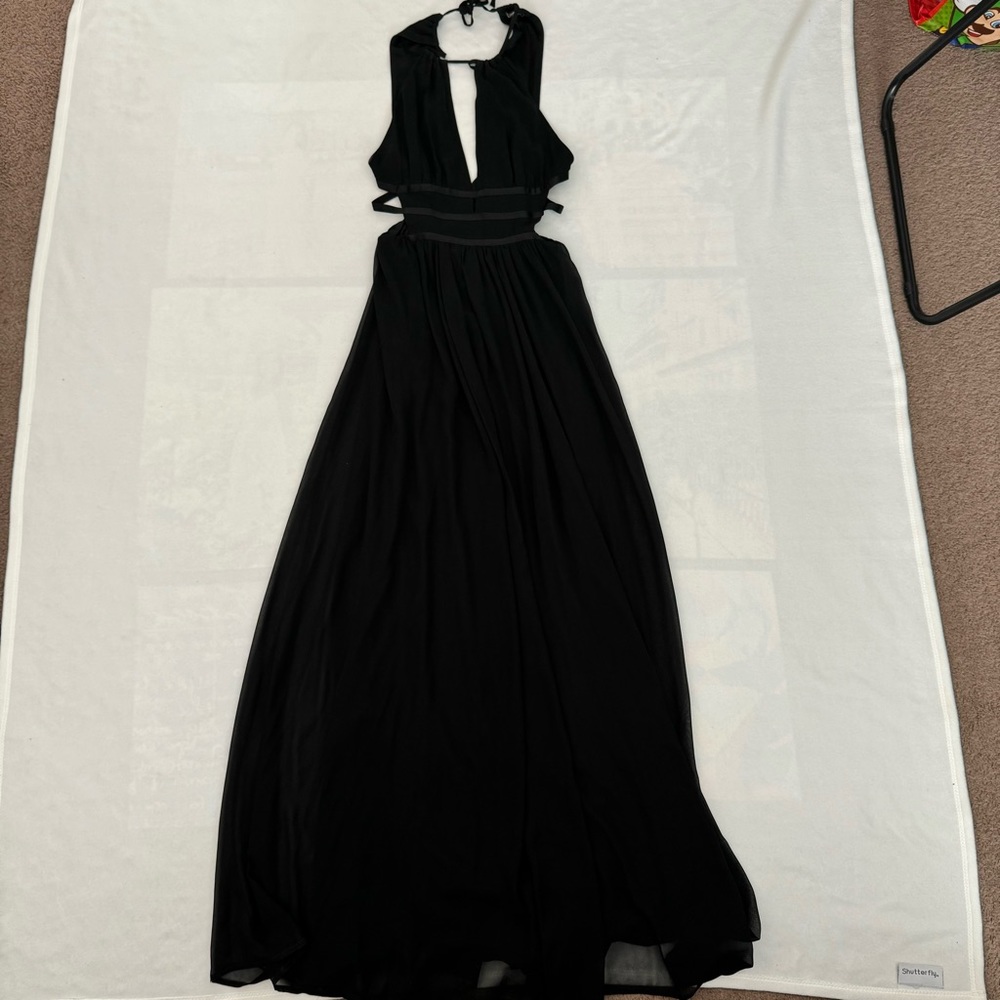 Long cutout black dress